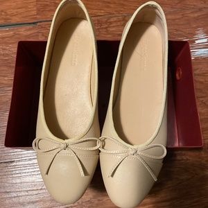 Leather ballet flats